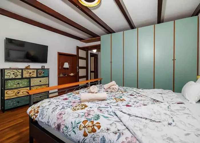 Holiday home In 54425 Selce